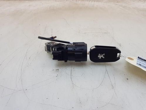 CONTACTSLOT + SLEUTEL Peugeot 208 I (CA / CC / CK / CL), Auto-onderdelen, Overige Auto-onderdelen, Peugeot, Gebruikt