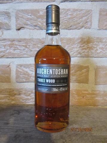 Auchentoshan Whisky Three Wood 200 ml beschikbaar voor biedingen