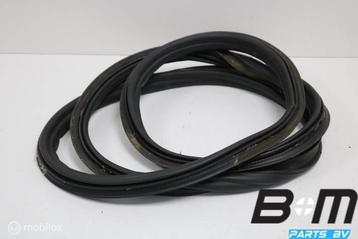 Achterkleprubber VW Scirocco 1K8827705B beschikbaar voor biedingen