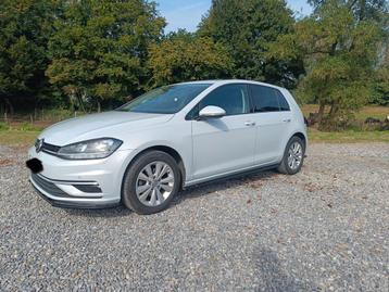 Volkswagen golf 7 1.0tsi met 2 sets banden disponible aux enchères