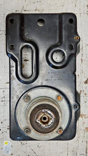 Accuhouder BMW 3 / 4 serie E93 F33 + LCi 7200087 51717188481 beschikbaar voor biedingen