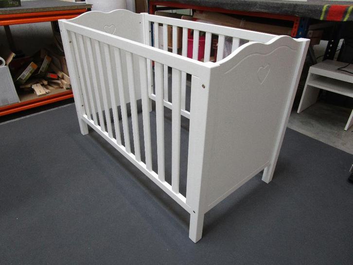 AMORI BABYBED 140X70 NIEUW!, Kinderen en Baby's, Babywiegjes en Ledikanten, Nieuw, Ledikant, Ophalen