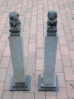 Chinese marmeren leeuw (2) + blauwe stenen voet (2)., Ophalen, Nieuw, Steen, Dierenbeeld
