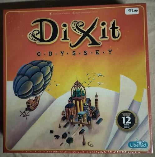 Dixit odyssey Nieuw en ongeopend, Hobby en Vrije tijd, Gezelschapsspellen | Bordspellen, Nieuw, Ophalen of Verzenden