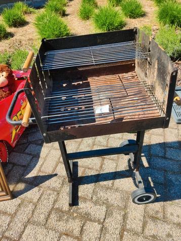 Barbeque  beschikbaar voor biedingen