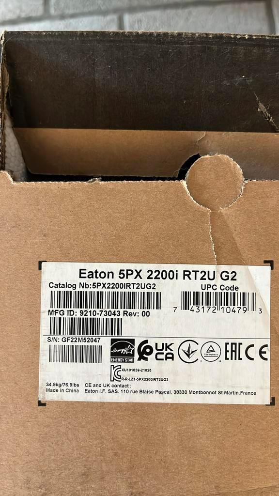 Eaton 5PX2200IRT2UG2, Computers en Software, Dockingstations, Zo goed als nieuw, Ophalen of Verzenden