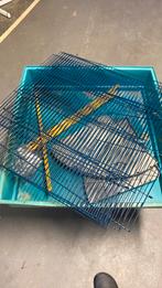 Grote vierkante knaagdierenkooi, Dieren en Toebehoren, Knaagdieren en Konijnen | Hokken en Kooien, Ophalen, Kooi, Gebruikt, 60 tot 90 cm