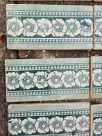 30 antieke randtegels 15x7,5 cm groen decor, Ophalen