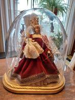 Plastiek stolp met waxen beeld, Huis en Inrichting, Woonaccessoires | Stolpen, Ophalen, Gebruikt