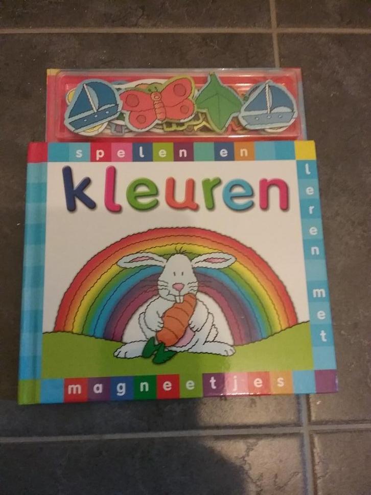Leren  met magneetjes: kleuren, Boeken, Kinderboeken | Kleuters, Zo goed als nieuw, Non-fictie, 4 jaar, Jongen of Meisje, Ophalen of Verzenden