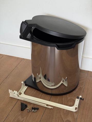 Inbouw keukenvuilnisbak Brabantia 15 liter chroom beschikbaar voor biedingen