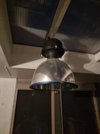 Industriële Hanglamp – Metalen Kap & Gegoten Gietijzer, Huis en Inrichting, Ophalen, Gebruikt, 50 tot 75 cm