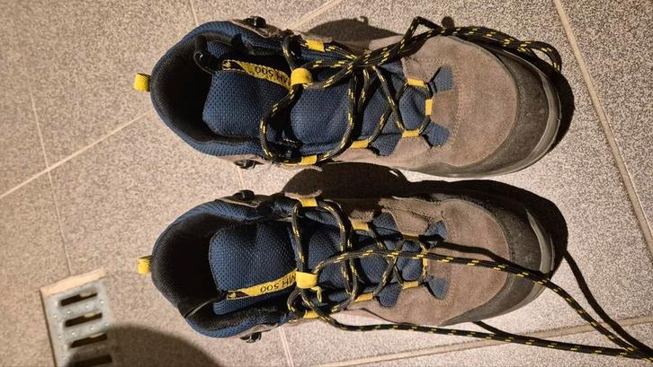 Quechua botinnen maat 38, Kinderen en Baby's, Kinderkleding | Schoenen en Sokken, Zo goed als nieuw, Schoenen, Jongen of Meisje
