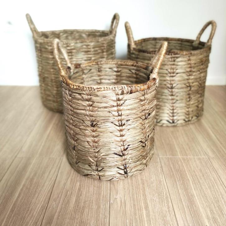 Set van 3 handgemaakte manden uit Bali, Huis en Inrichting, Woonaccessoires | Schalen en Manden, Zo goed als nieuw, Mand, Ophalen