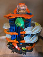 Garage met op- en neergaande Dino, Enlèvement