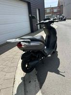 peugeot kisbee A-klasse alle papieren, Fietsen en Brommers, Ophalen, Zo goed als nieuw, Benzine