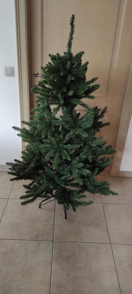 Kerstboom Triumph Tree Matterhorn kunststof Forest Frosted b, Diversen, Kerst, Zo goed als nieuw, Ophalen of Verzenden