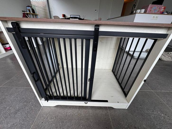 Mooie nieuwe houten honden bench, Animaux & Accessoires, Caisses pour chiens, Neuf, Enlèvement