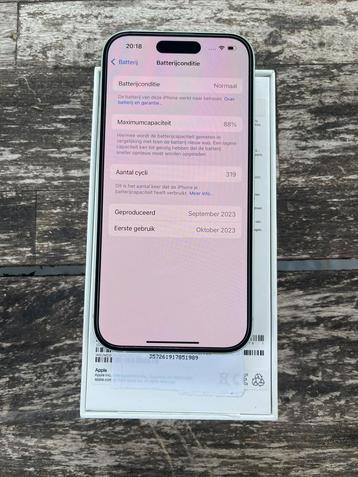 Iphone 15 128gb  **NIEUWSTAAT** beschikbaar voor biedingen