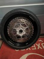 KTM Supermotard-wielen, Motoren, Ophalen