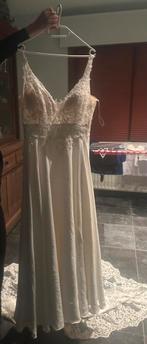 Huwelijksjurk Victoria Jane maat 16, Kleding | Dames, Ophalen, Trouwjurk, Wit, Victoria jane