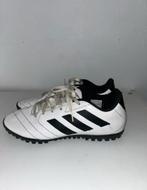 Adidas voetbalschoenen, Sport en Fitness, Voetbal, Ophalen, Zo goed als nieuw