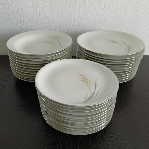 Eschenbach servies., Huis en Inrichting, Keuken | Servies, Zo goed als nieuw, Bord(en), Porselein, Verzenden