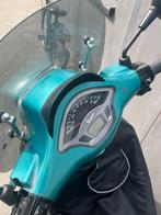 Vespa sprint iget full optie, Fietsen en Brommers, Scooters | Vespa, Gebruikt, Ophalen of Verzenden, Benzine, Klasse A (25 km/u)