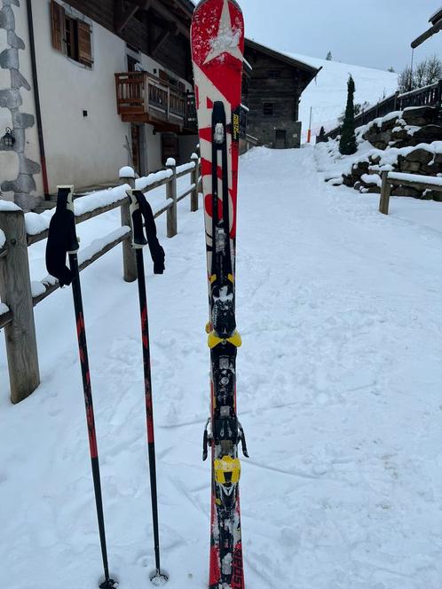 Te huur , ski latten Atomic, Sport en Fitness, Skiën en Langlaufen, Zo goed als nieuw, Stokken, Ski, Atomic, Ophalen