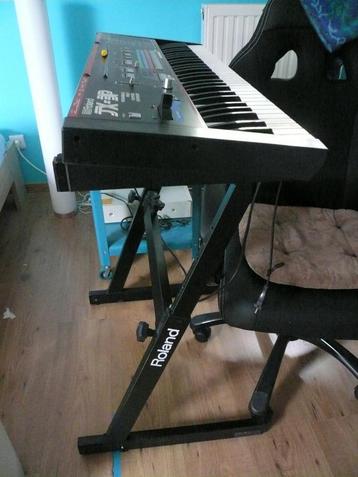 Roland JX-3P 1983 met of zonder keyboard stand afh vd prijs beschikbaar voor biedingen