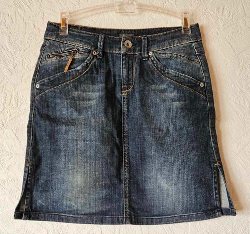 MEXX jupe en jeans taille 38, Vêtements | Femmes, Jupes, Porté, Taille 38/40 (M), Longueur genou, Enlèvement