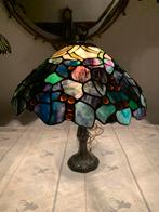 Prachtige tiffanylamp met mooie kleuren, Antiek en Kunst, Ophalen