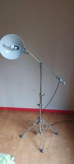 Industriële staande lamp, Comme neuf, 150 à 200 cm, Enlèvement, Métal