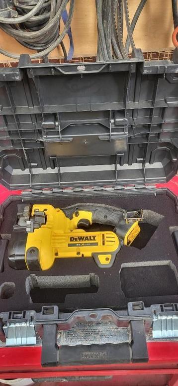 Dewalt DC350 beschikbaar voor biedingen
