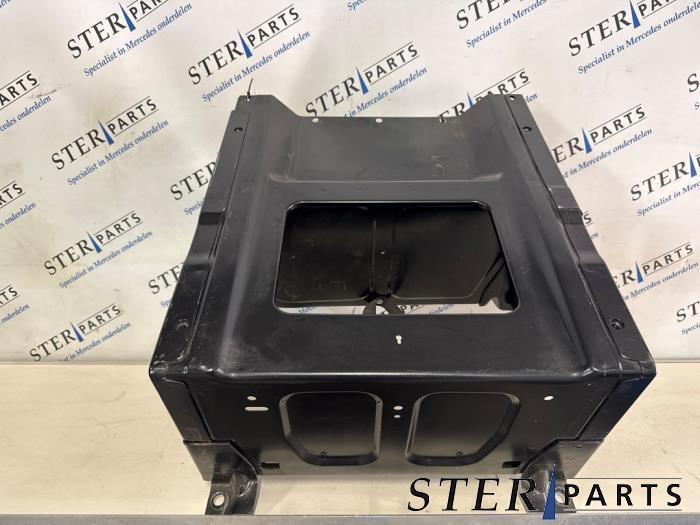 Cadre siège d'un Mercedes Vito, Autos : Pièces & Accessoires, Habitacle & Garnissage, Mercedes-Benz, Utilisé, 3 mois de garantie