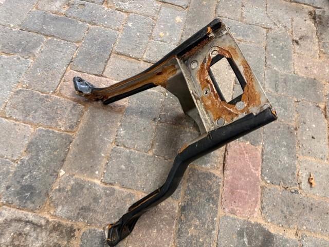 Triumph TR4A-5-6-250 radio/ versnellingspook console, Autos : Divers, Autos divers Autre, Enlèvement