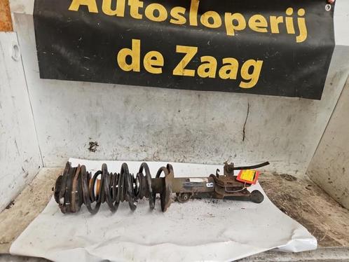 Schokdemperpoot rechts-voor van een Jeep Renegade, Auto-onderdelen, Ophanging en Onderstel, Jeep, Gebruikt, 3 maanden garantie