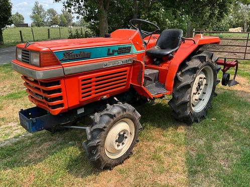 Kubota Sunshine L1-225 Vierwielaangedreven Minitractor met d, Zakelijke goederen, Machines en Bouw | Tuin, Park en Bosbouw, Overige typen