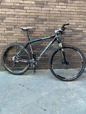 Mountainbike sensa beschikbaar voor biedingen