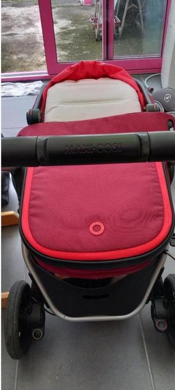 semi-volledige baby-uitset jongen en meisje beschikbaar voor biedingen