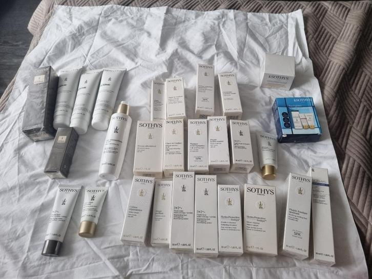 Produits soin  sothys neuf scelles, Handtassen en Accessoires, Uiterlijk | Lichaamsverzorging, Nieuw, Overige typen, Ophalen