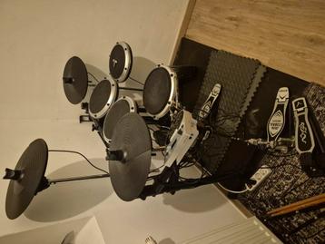 Behringer hds110usb beschikbaar voor biedingen