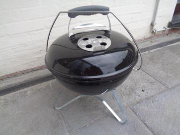 Weber BBQ dia 37 cm hoogte 50 cm beschikbaar voor biedingen