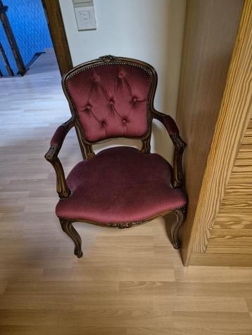 Stoel beschikbaar voor biedingen