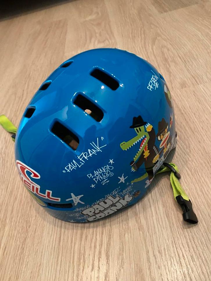 BELL ‘ Paul Frank ‘ design fietshelm voor kids !!!, Vélos & Vélomoteurs, Accessoires vélo | Casques de vélo, Comme neuf, Enlèvement ou Envoi