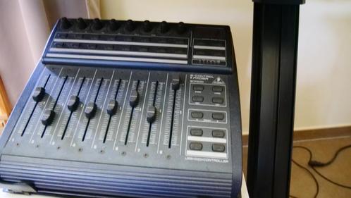Behringer BCF2000, Muziek en Instrumenten, Midi-apparatuur, Zo goed als nieuw, Ophalen
