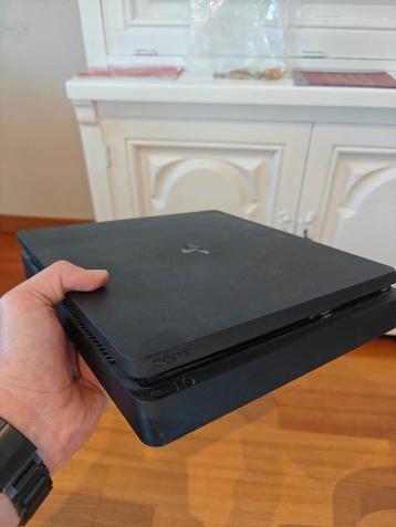 PS4 SLIM + 1 MANETTE, Enlèvement ou Envoi, Utilisé