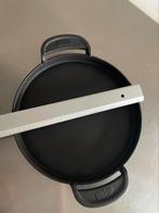 Weber gietijzeren pan, nieuw, Huis en Inrichting, Keuken | Potten en Pannen, Ophalen, Zo goed als nieuw