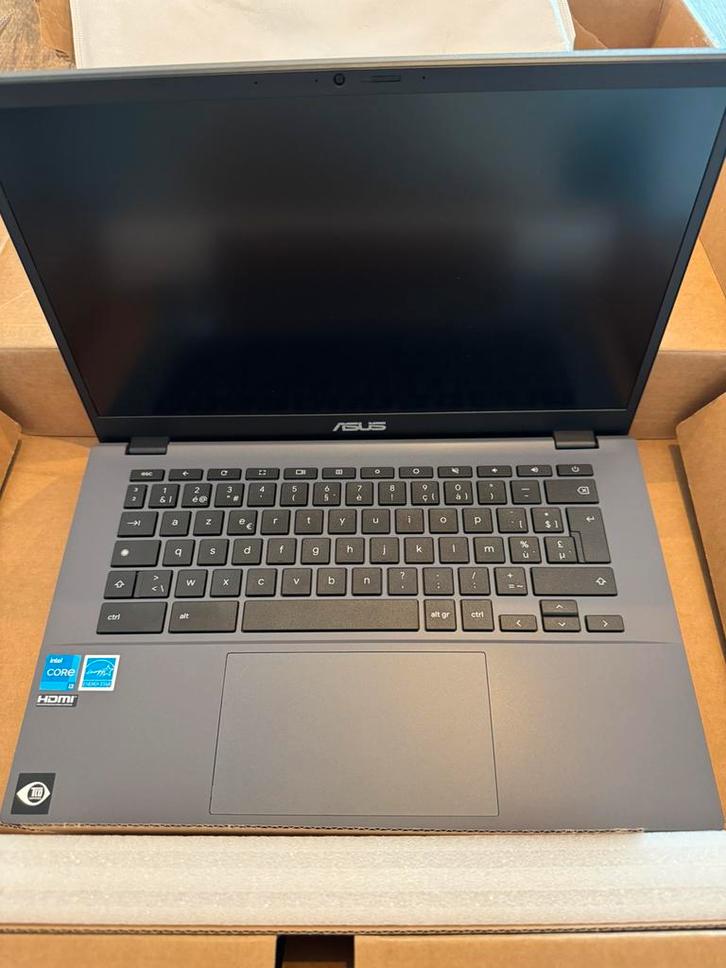 Asus Chromebook Plus - Core i3 - 8GB - 128GB - Nieuw!, Computers en Software, Chromebooks, Zo goed als nieuw, Azerty, Ophalen of Verzenden