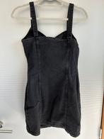 Zwart mini jurkje in jeansstof met knopen vooraan, Kleding | Dames, Jurken, Zwart, Ophalen of Verzenden, Zo goed als nieuw, Maat 34 (XS) of kleiner
